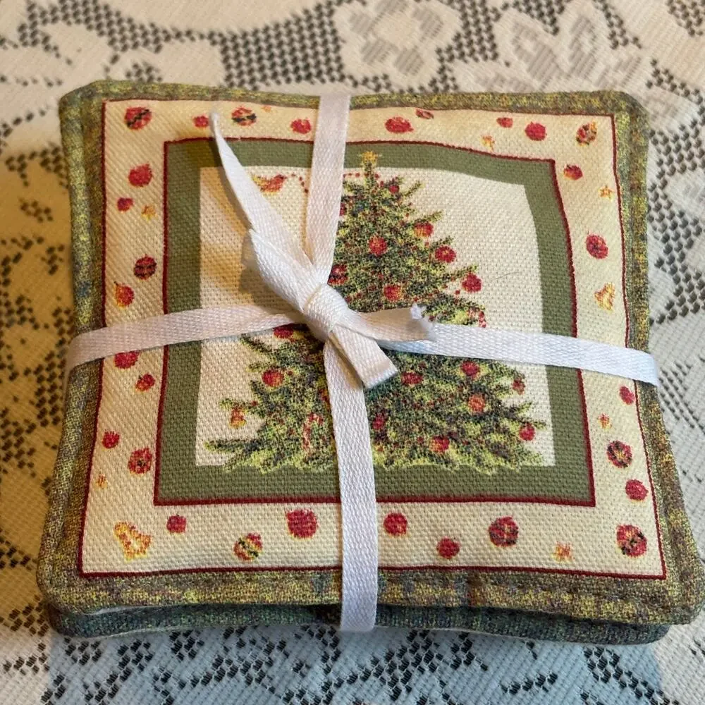 Christmas Canvas Scented Pillow Coasters Mug Mats Set of 4  New Gift Decor